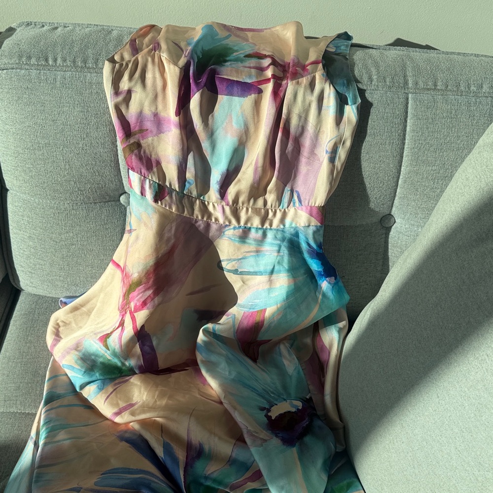 Sleeveless Maxi Dress in Pastel Peach Floral